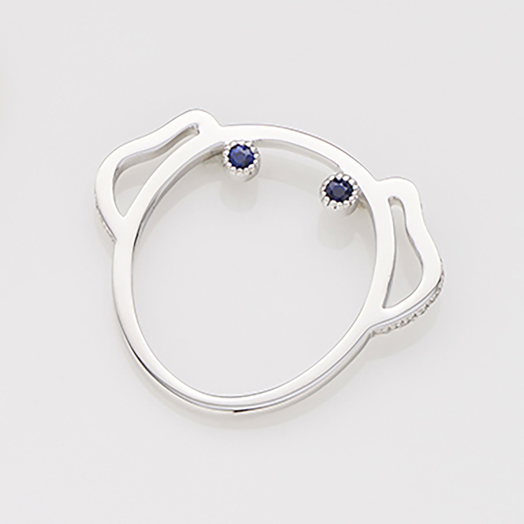 Sapphire Puppy Ring, Ring, Anabela Chan Joaillerie - Fine jewelry with laboratory grown and created gemstones hand-crafted in the United Kingdom. Anabela Chan Joaillerie is the first fine jewellery brand in the world to champion laboratory-grown and created gemstones with high jewellery design, artisanal craftsmanship and a focus on ethical and sustainable innovations.